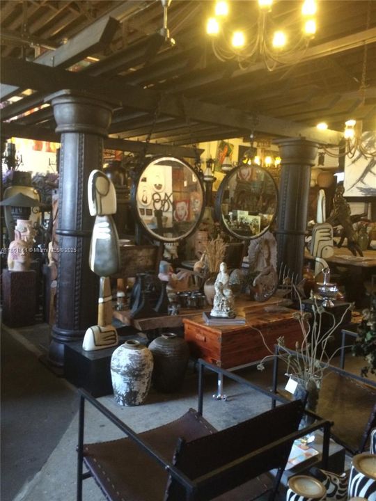 出租: $11,000 (0 贝兹, 0 浴室, 0 平方英尺)