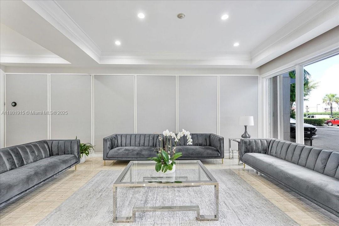 En Venta: $435,000 (1 camas, 1 baños, 940 Pies cuadrados)