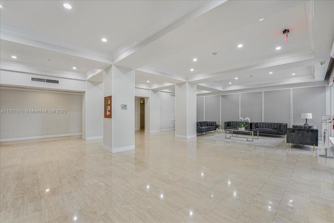 En Venta: $435,000 (1 camas, 1 baños, 940 Pies cuadrados)
