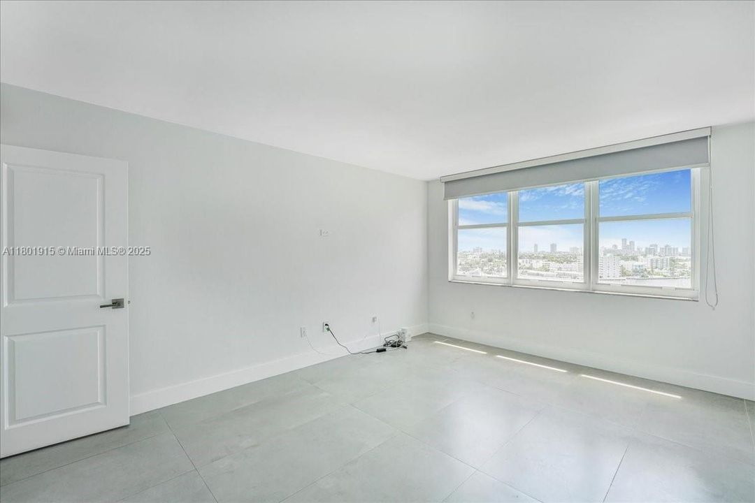 En Venta: $435,000 (1 camas, 1 baños, 940 Pies cuadrados)