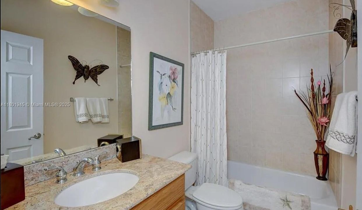 For Sale: $369,900 (4 beds, 2 baths, 1740 Square Feet)