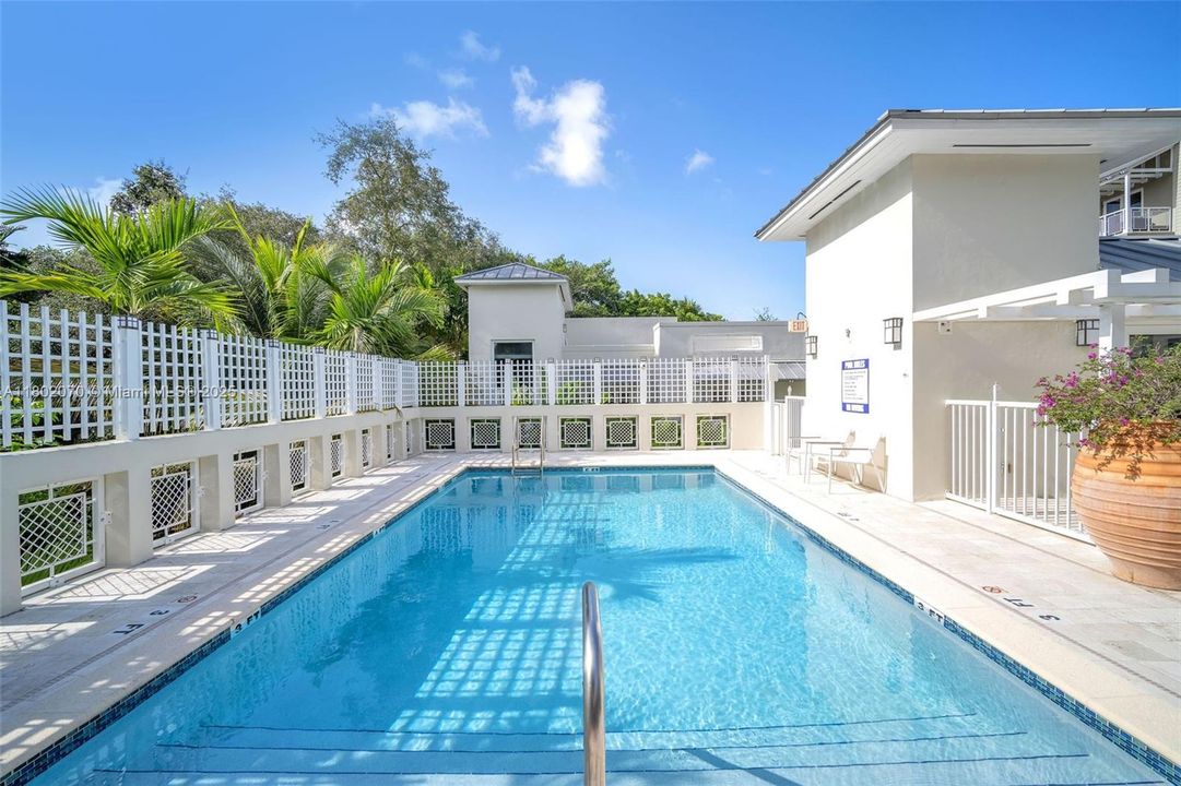 En Venta: $1,000,000 (1 camas, 2 baños, 985 Pies cuadrados)