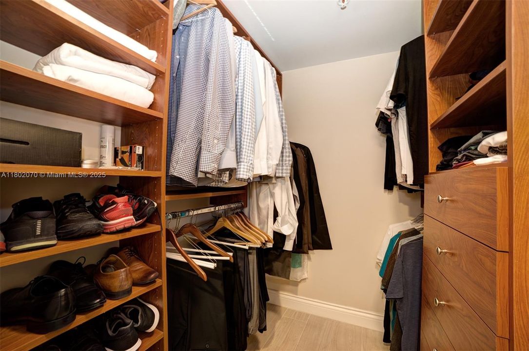 En Venta: $1,000,000 (1 camas, 2 baños, 985 Pies cuadrados)