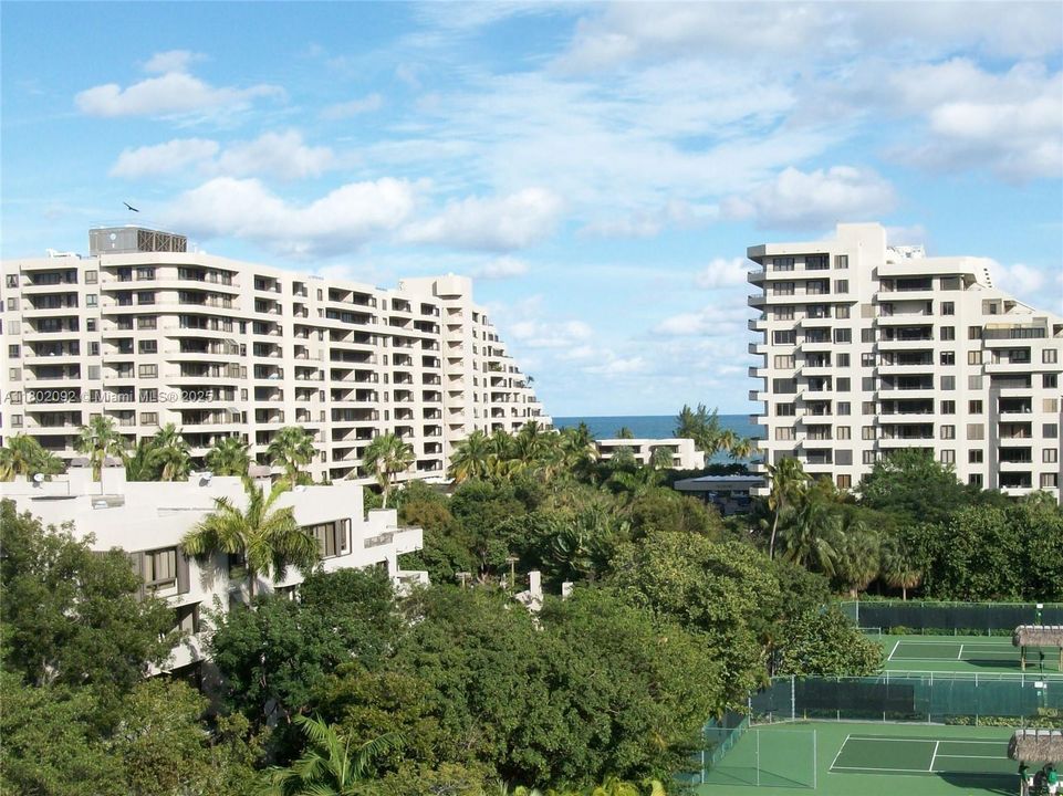 Vendido Recientemente: $2,200,000 (3 camas, 3 baños, 2010 Pies cuadrados)