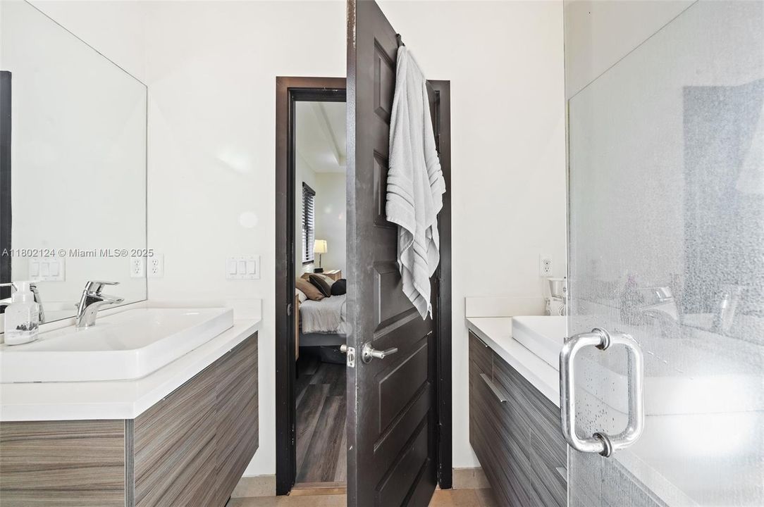 En Venta: $555,000 (3 camas, 2 baños, 1588 Pies cuadrados)