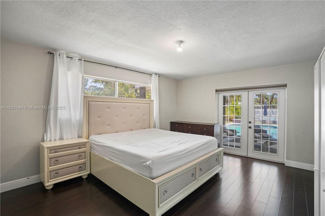 Недавно арендовано: $6,000 (5 спален, 3 ванн, 3199 Квадратных фут)