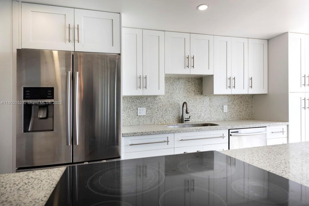 For Sale: $1,199,000 (3 beds, 3 baths, 2400 Square Feet)