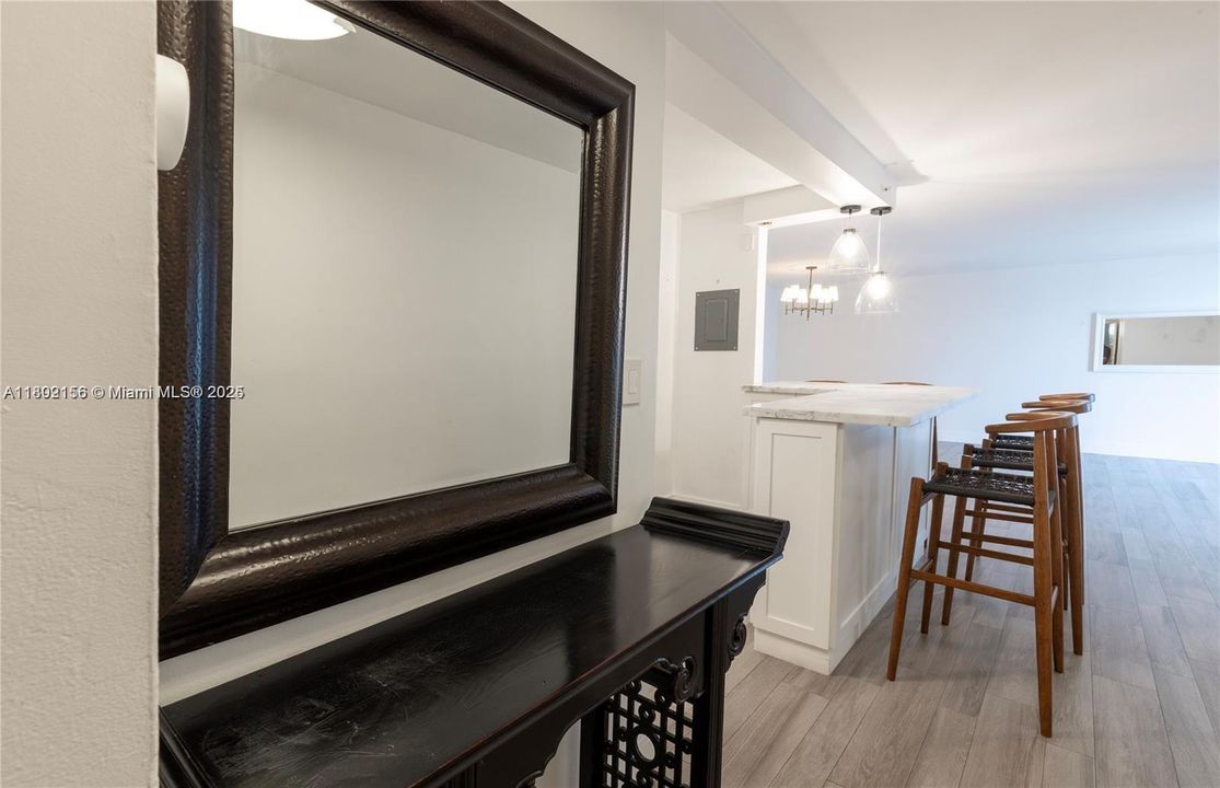 For Sale: $1,100,000 (2 beds, 2 baths, 1415 Square Feet)