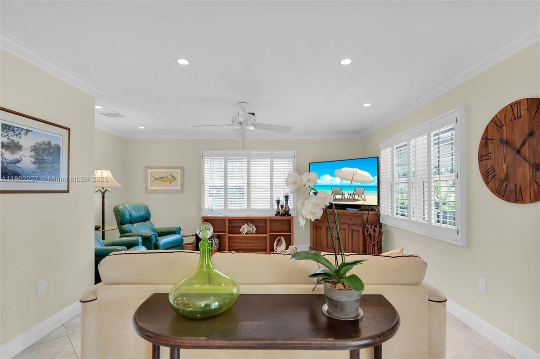 Recently Sold: $1,598,000 (4 beds, 3 baths, 2565 Square Feet)