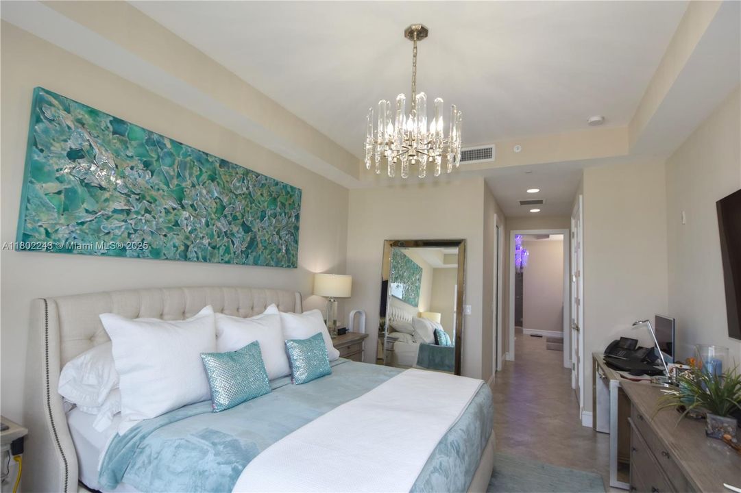 待售: $2,495,000 (2 贝兹, 2 浴室, 1894 平方英尺)