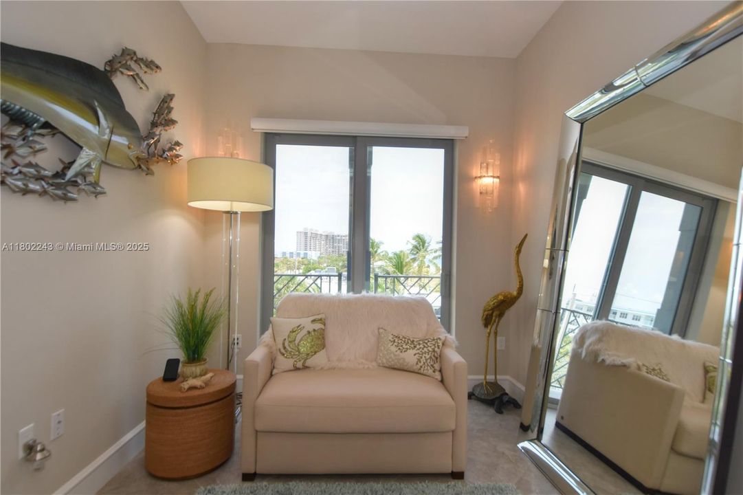 待售: $2,495,000 (2 贝兹, 2 浴室, 1894 平方英尺)