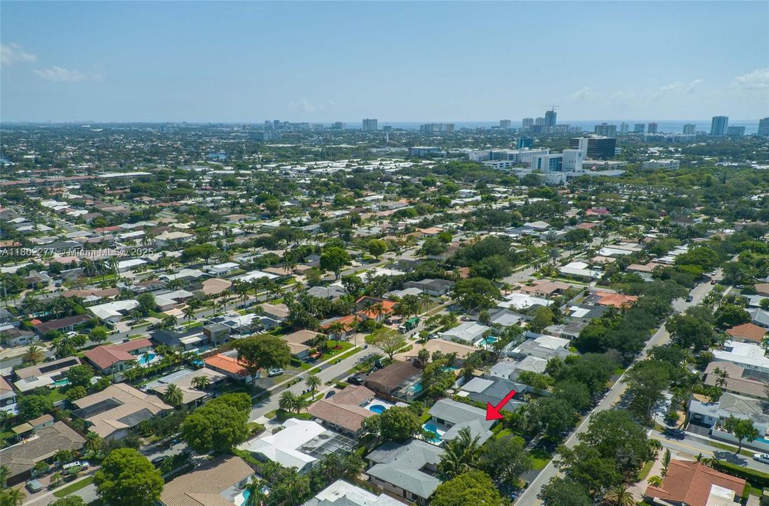 Recently Sold: $895,000 (3 beds, 2 baths, 2040 Square Feet)