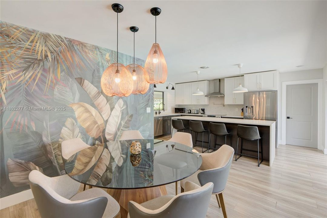 Recently Sold: $895,000 (3 beds, 2 baths, 2040 Square Feet)