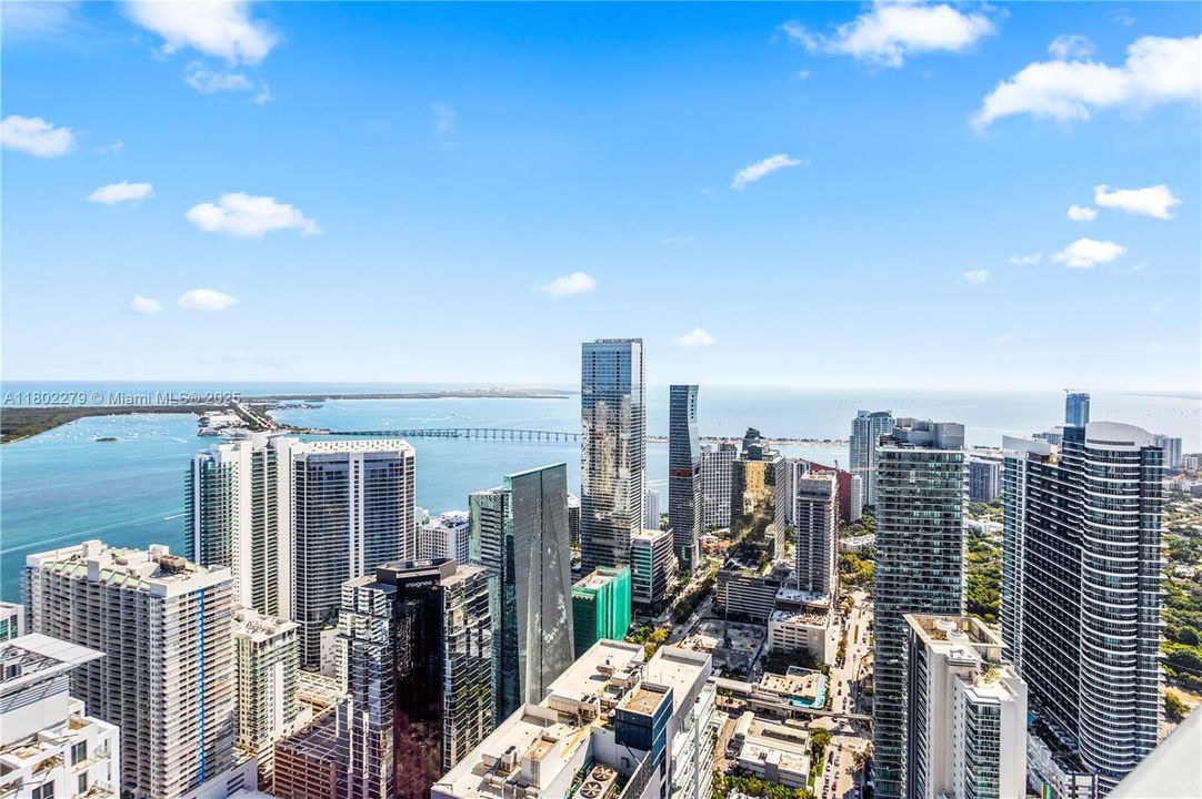For Sale: $15,900,000 (5 beds, 7 baths, 7855 Square Feet)