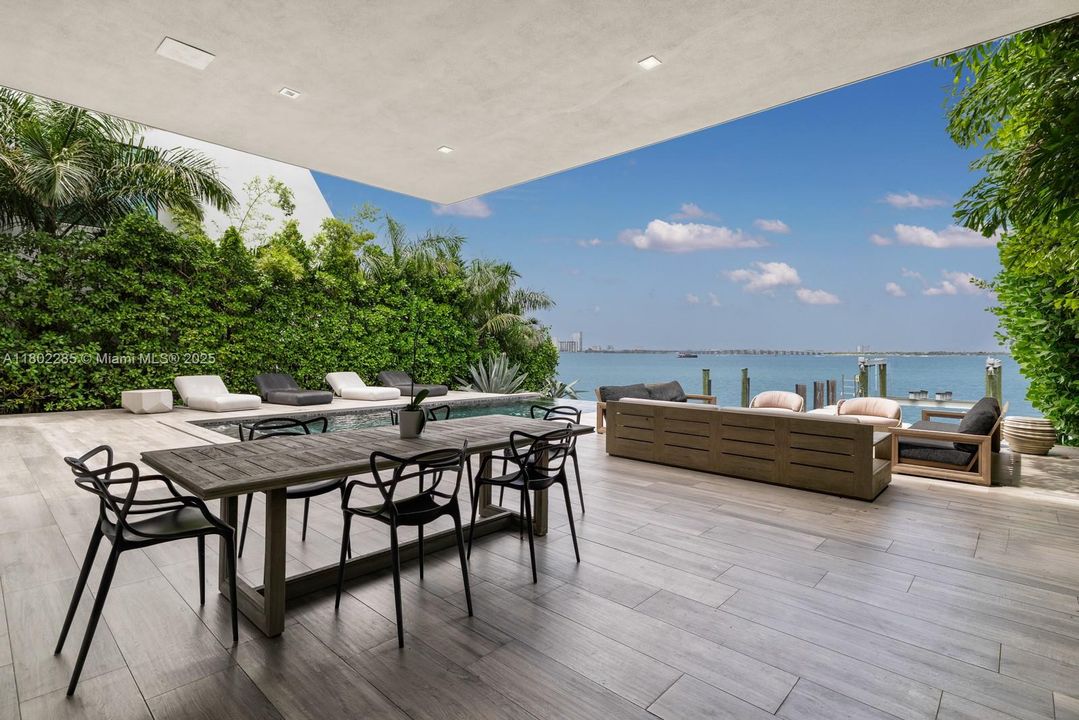 For Sale: $16,500,000 (5 beds, 5 baths, 5303 Square Feet)