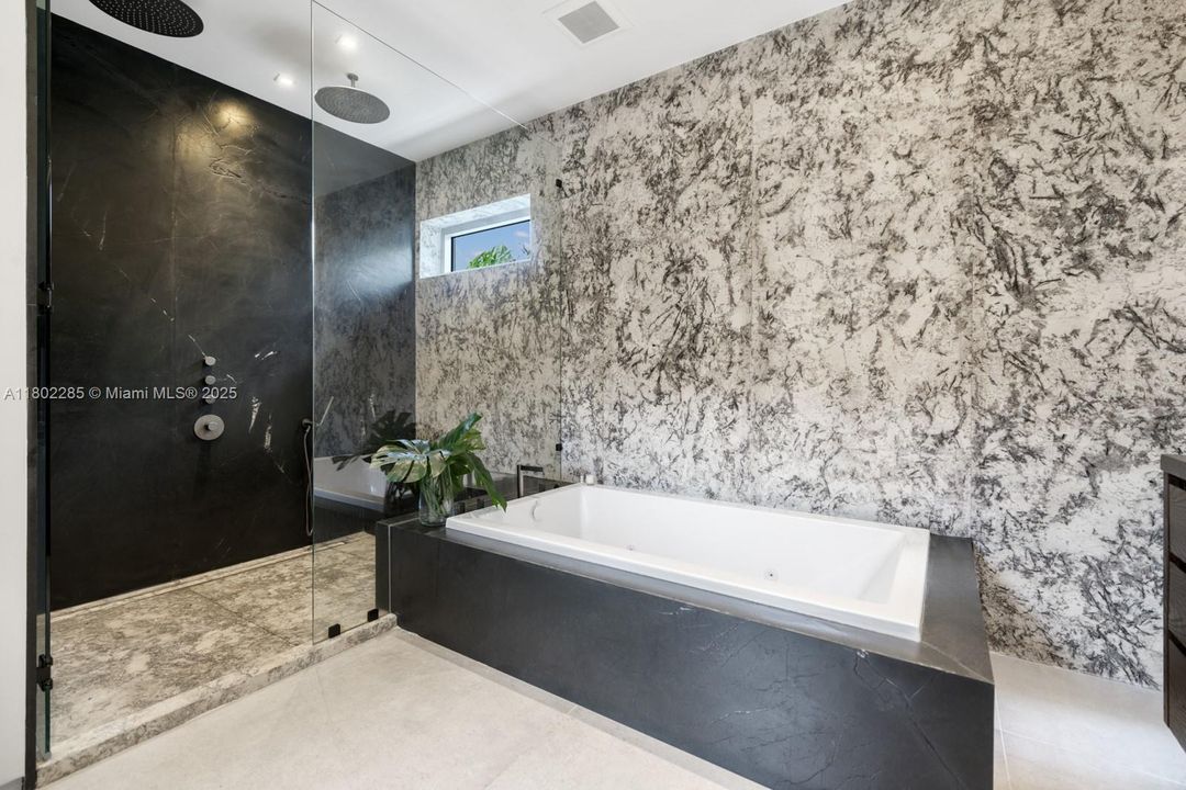 For Sale: $16,500,000 (5 beds, 5 baths, 5303 Square Feet)