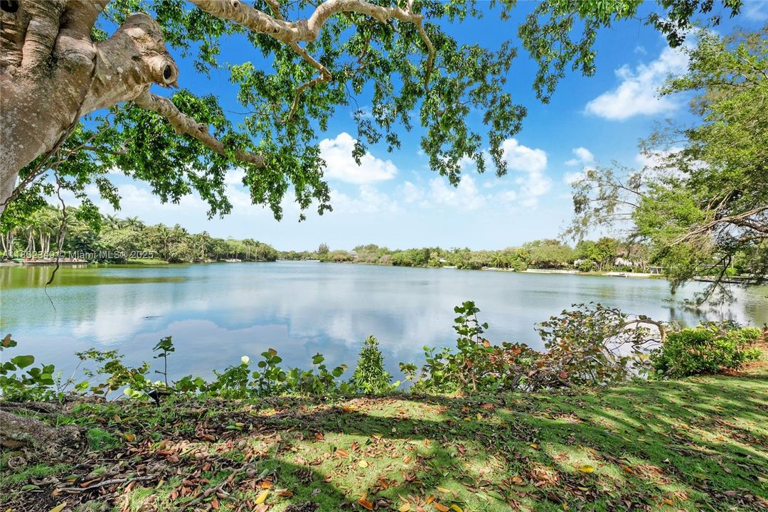 Active With Contract: $9,995,000 (1.04 acres)