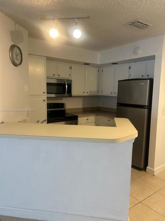 En Venta: $178,000 (1 camas, 1 baños, 712 Pies cuadrados)