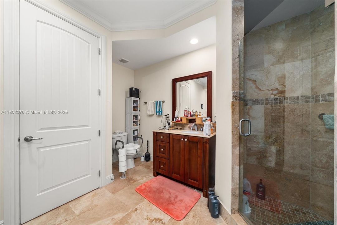 Recently Sold: $399,000 (3 beds, 2 baths, 1562 Square Feet)