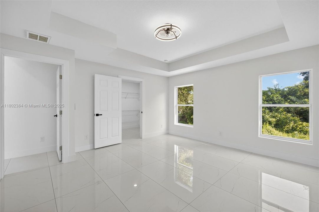 Active With Contract: $350,000 (3 beds, 2 baths, 1620 Square Feet)