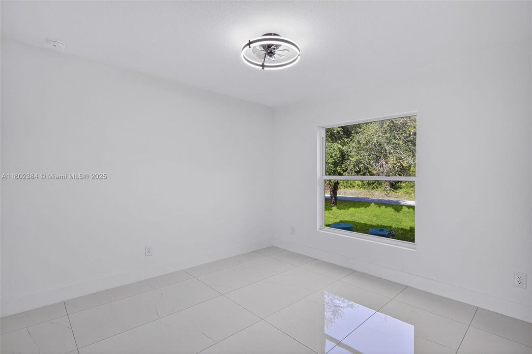 Active With Contract: $350,000 (3 beds, 2 baths, 1620 Square Feet)