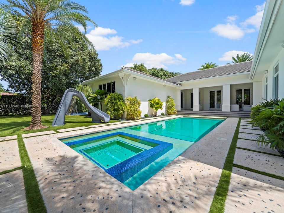 Recently Rented: $18,500 (5 beds, 6 baths, 4928 Square Feet)