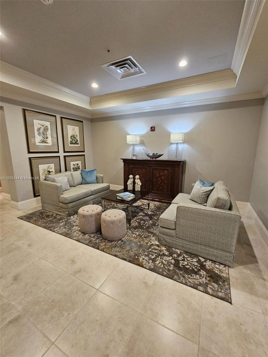 Vendido Recientemente: $850,000 (2 camas, 2 baños, 1353 Pies cuadrados)