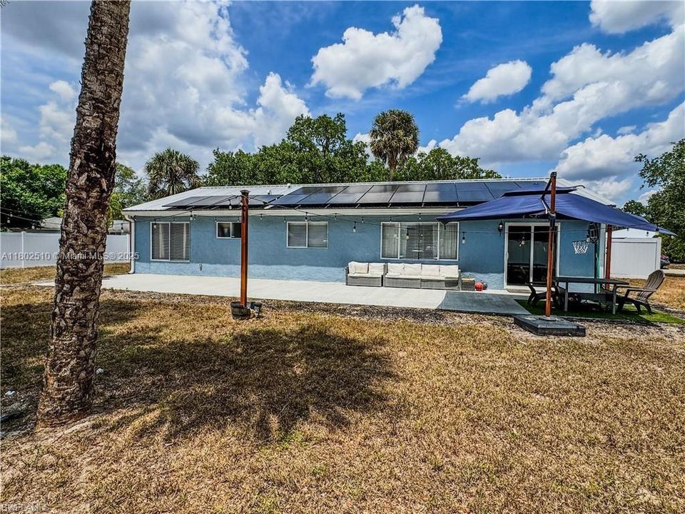 4002 CASCADE LNLABELLE, FL 33935