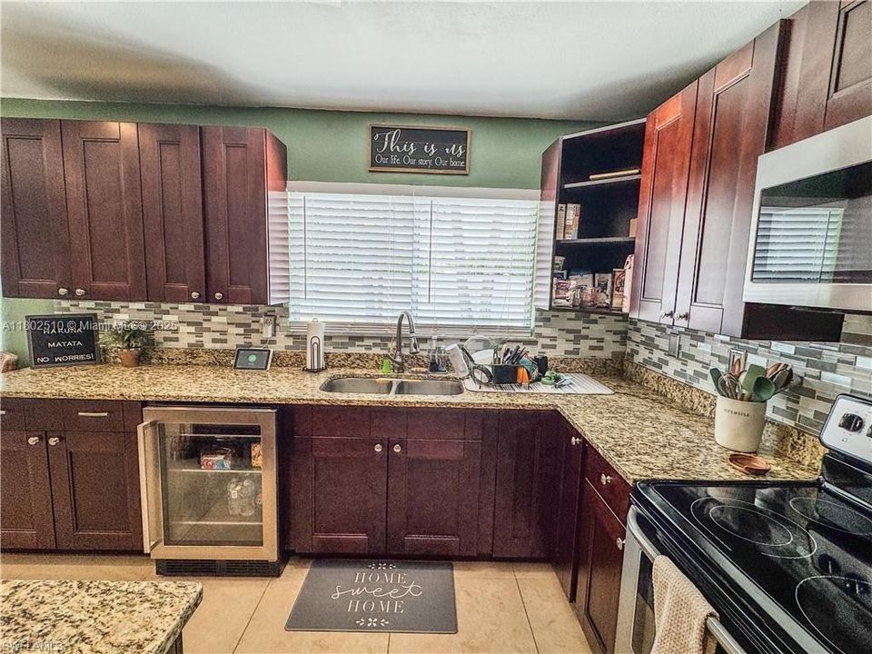 4002 CASCADE LNLABELLE, FL 33935