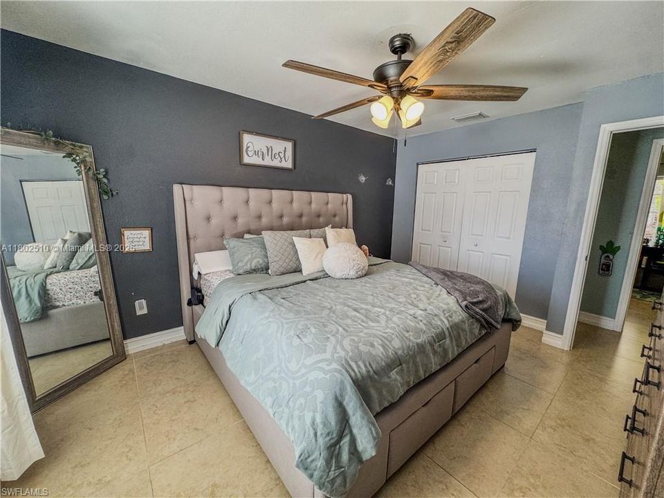 4002 CASCADE LNLABELLE, FL 33935