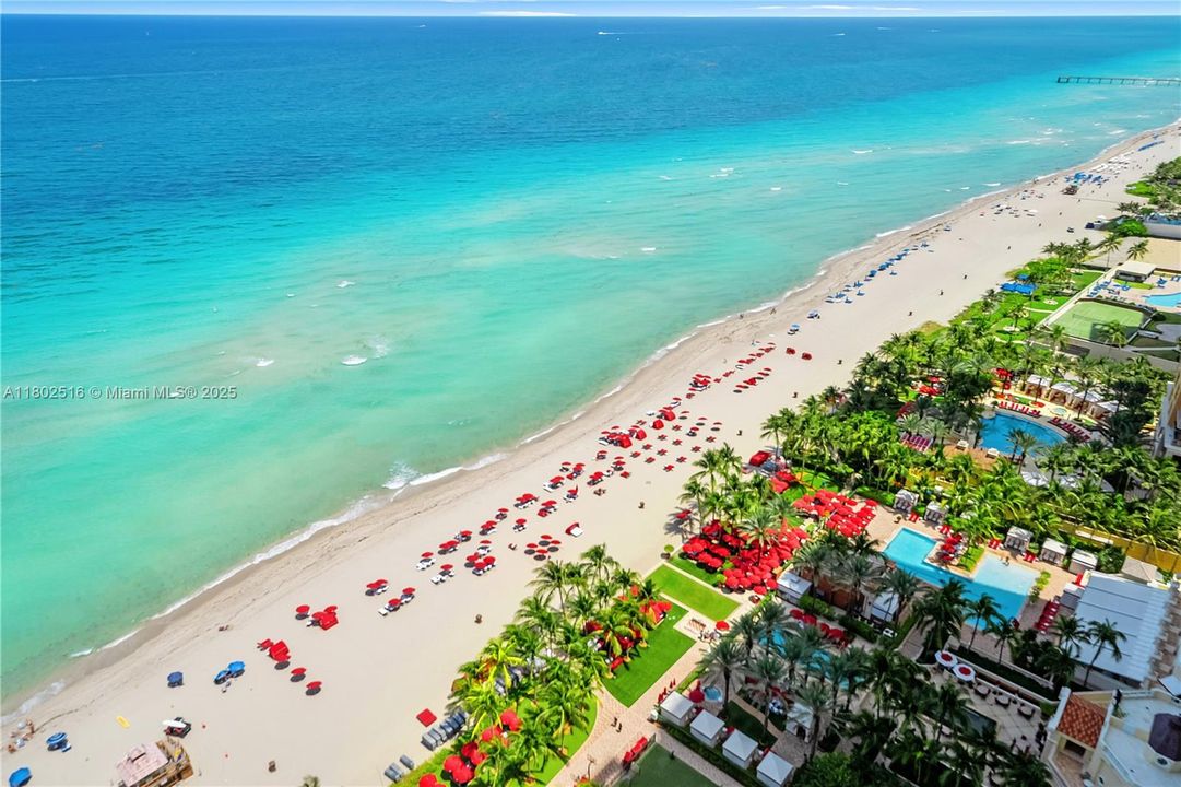 For Rent: $57,500 (5 beds, 7 baths, 3803 Square Feet)