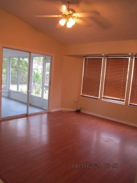 Recently Rented: $2,500 (3 beds, 2 baths, 1544 Square Feet)