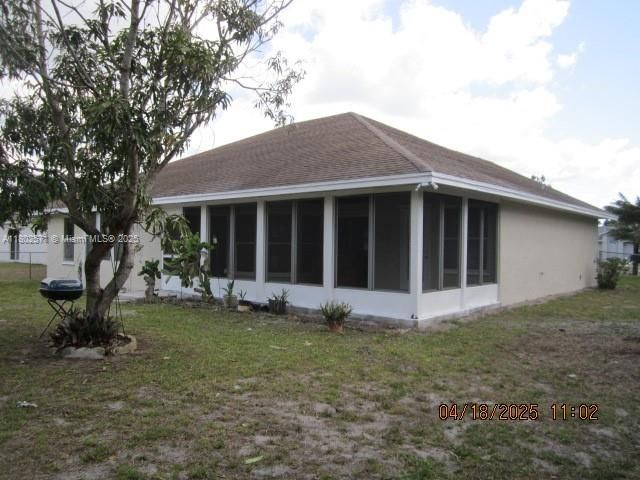 Recently Rented: $2,500 (3 beds, 2 baths, 1544 Square Feet)