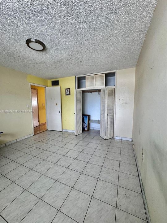 Vendido Recientemente: $288,000 (1 camas, 1 baños, 742 Pies cuadrados)