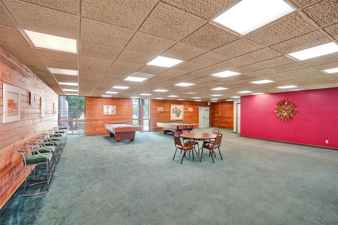 Recently Sold: $80,900 (1 beds, 1 baths, 768 Square Feet)