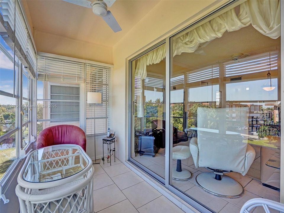 Recently Sold: $80,900 (1 beds, 1 baths, 768 Square Feet)