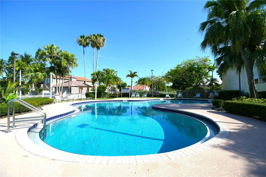 Recently Sold: $594,990 (4 beds, 2 baths, 2113 Square Feet)