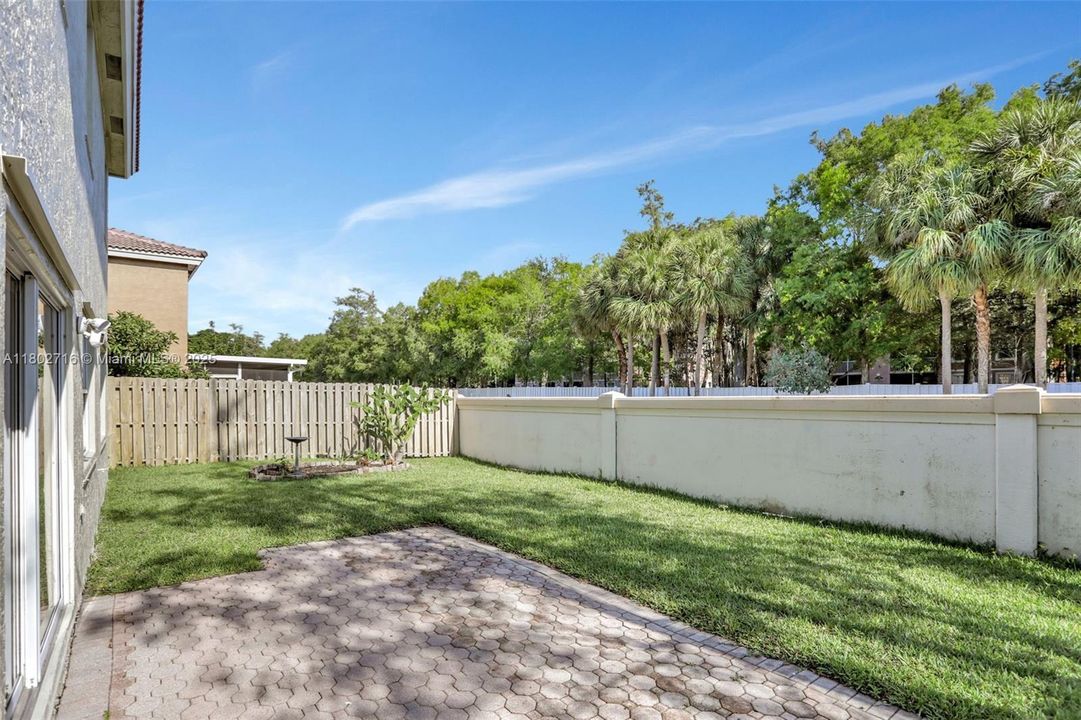 Recently Sold: $594,990 (4 beds, 2 baths, 2113 Square Feet)