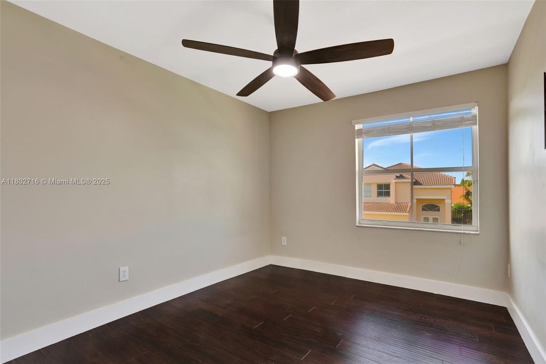 Recently Sold: $594,990 (4 beds, 2 baths, 2113 Square Feet)