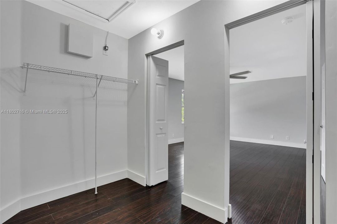 Recently Sold: $594,990 (4 beds, 2 baths, 2113 Square Feet)