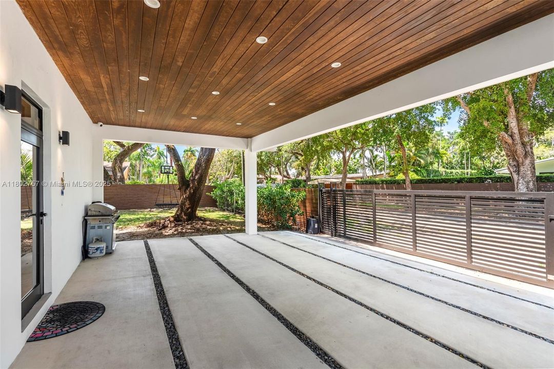 Carport