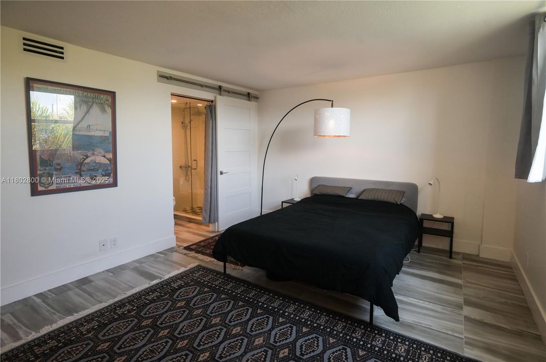 For Sale: $298,900 (2 beds, 2 baths, 1190 Square Feet)