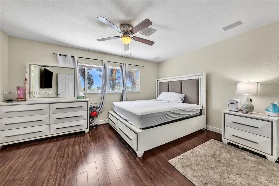 待售: $389,900 (3 贝兹, 2 浴室, 1750 平方英尺)