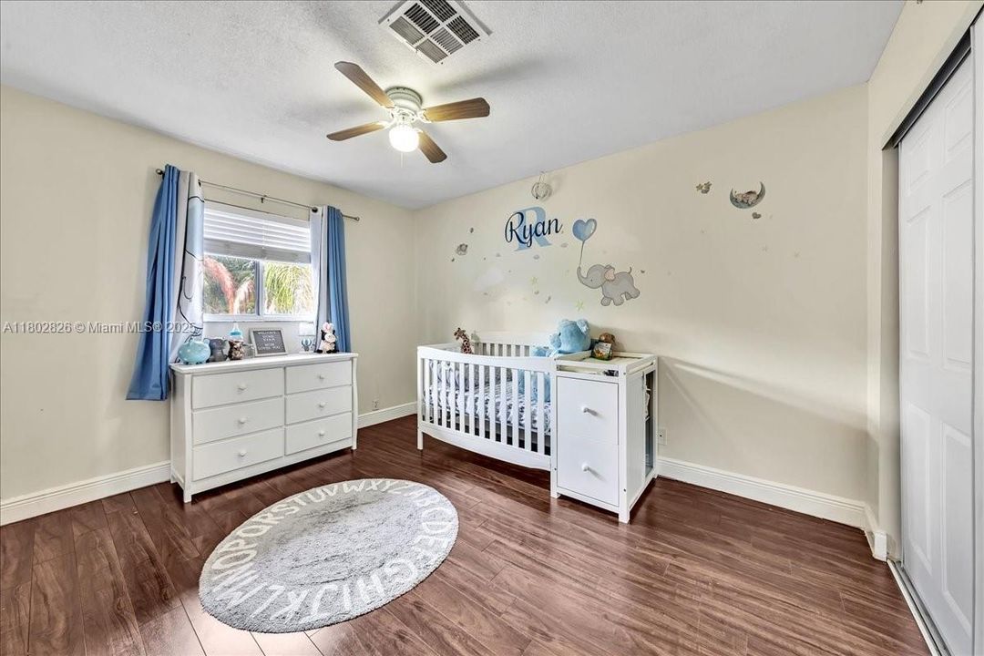 待售: $389,900 (3 贝兹, 2 浴室, 1750 平方英尺)