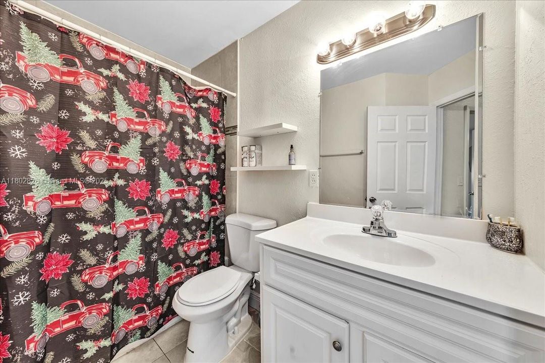 待售: $389,900 (3 贝兹, 2 浴室, 1750 平方英尺)