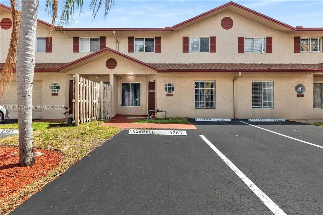 待售: $389,900 (3 贝兹, 2 浴室, 1750 平方英尺)