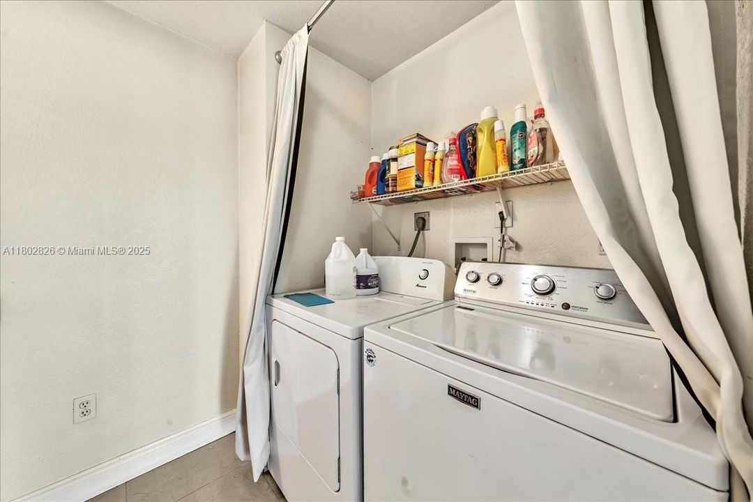 待售: $389,900 (3 贝兹, 2 浴室, 1750 平方英尺)