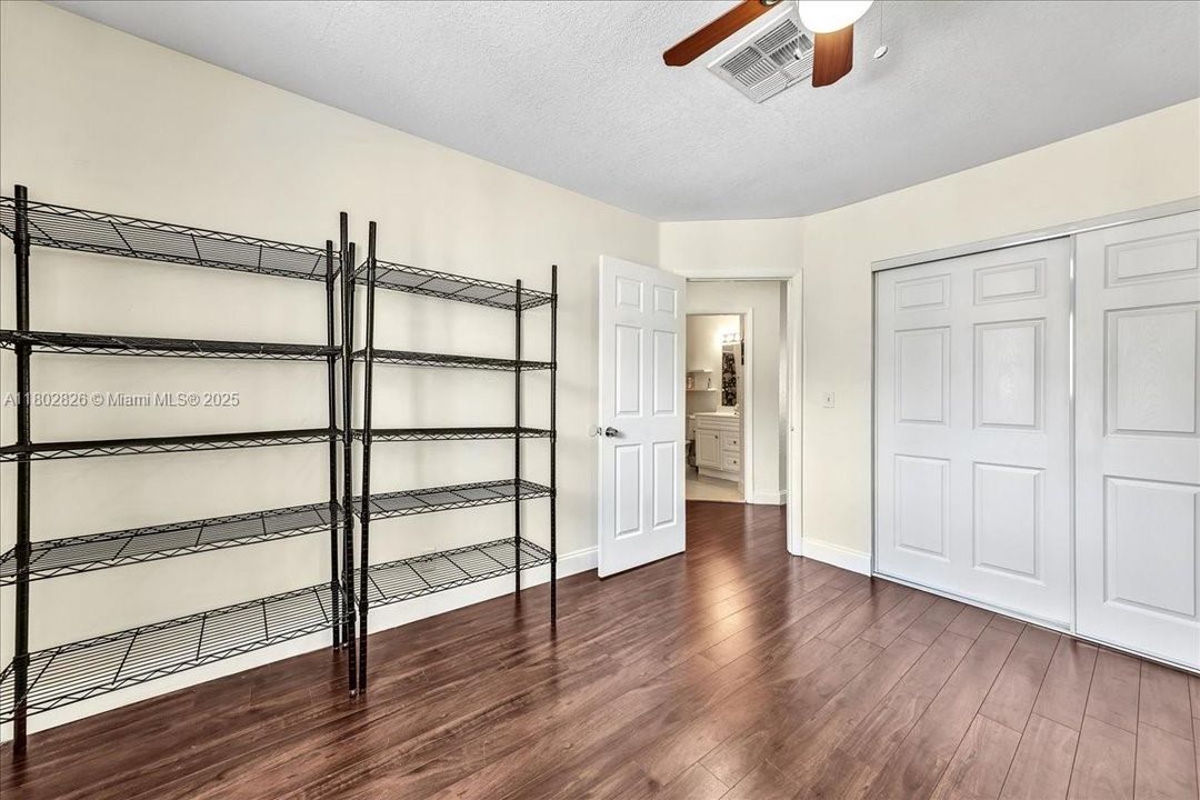 待售: $389,900 (3 贝兹, 2 浴室, 1750 平方英尺)