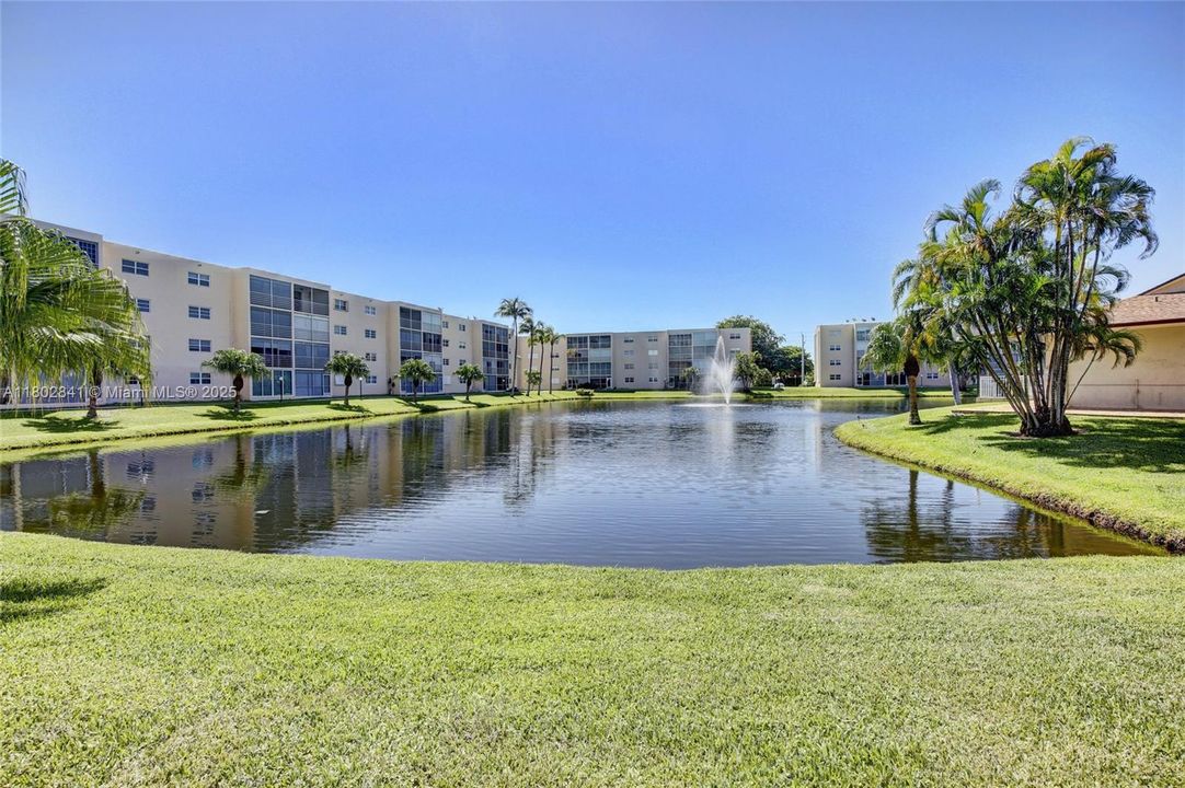 Recently Sold: $210,000 (2 beds, 2 baths, 1144 Square Feet)