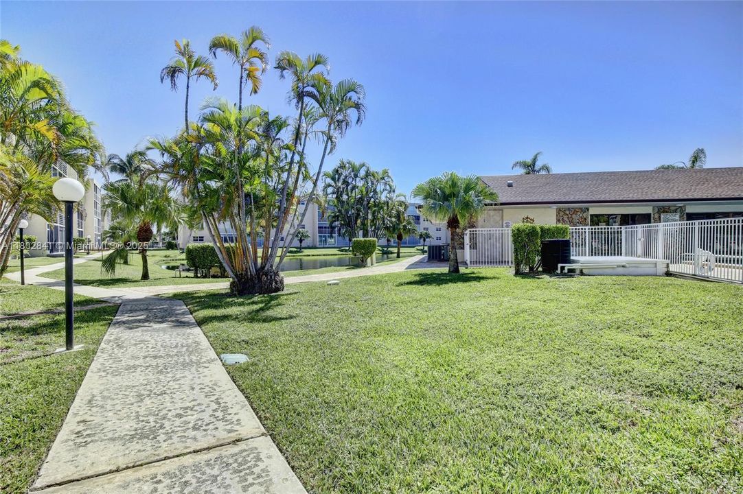 Recently Sold: $210,000 (2 beds, 2 baths, 1144 Square Feet)